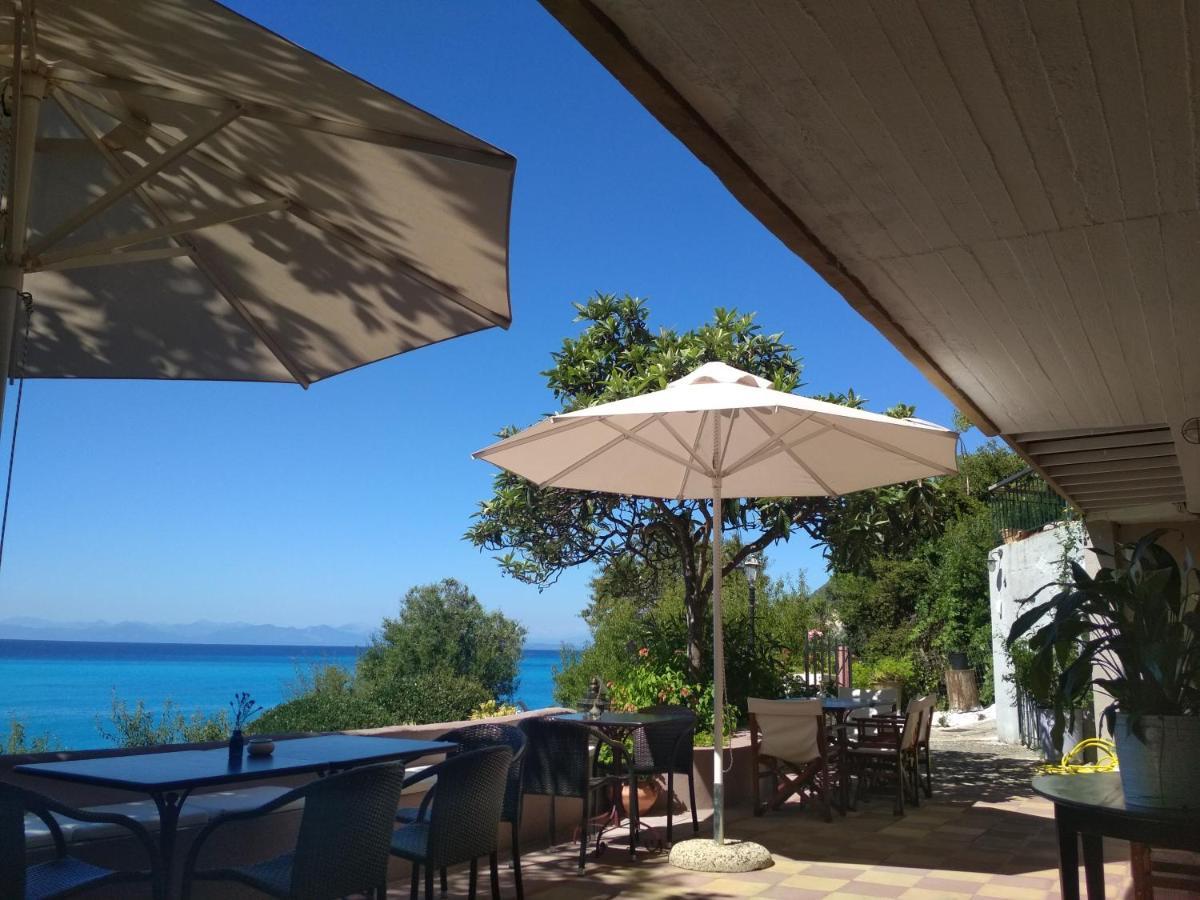 Ostria Hotel Áyios Nikítas Buitenkant foto