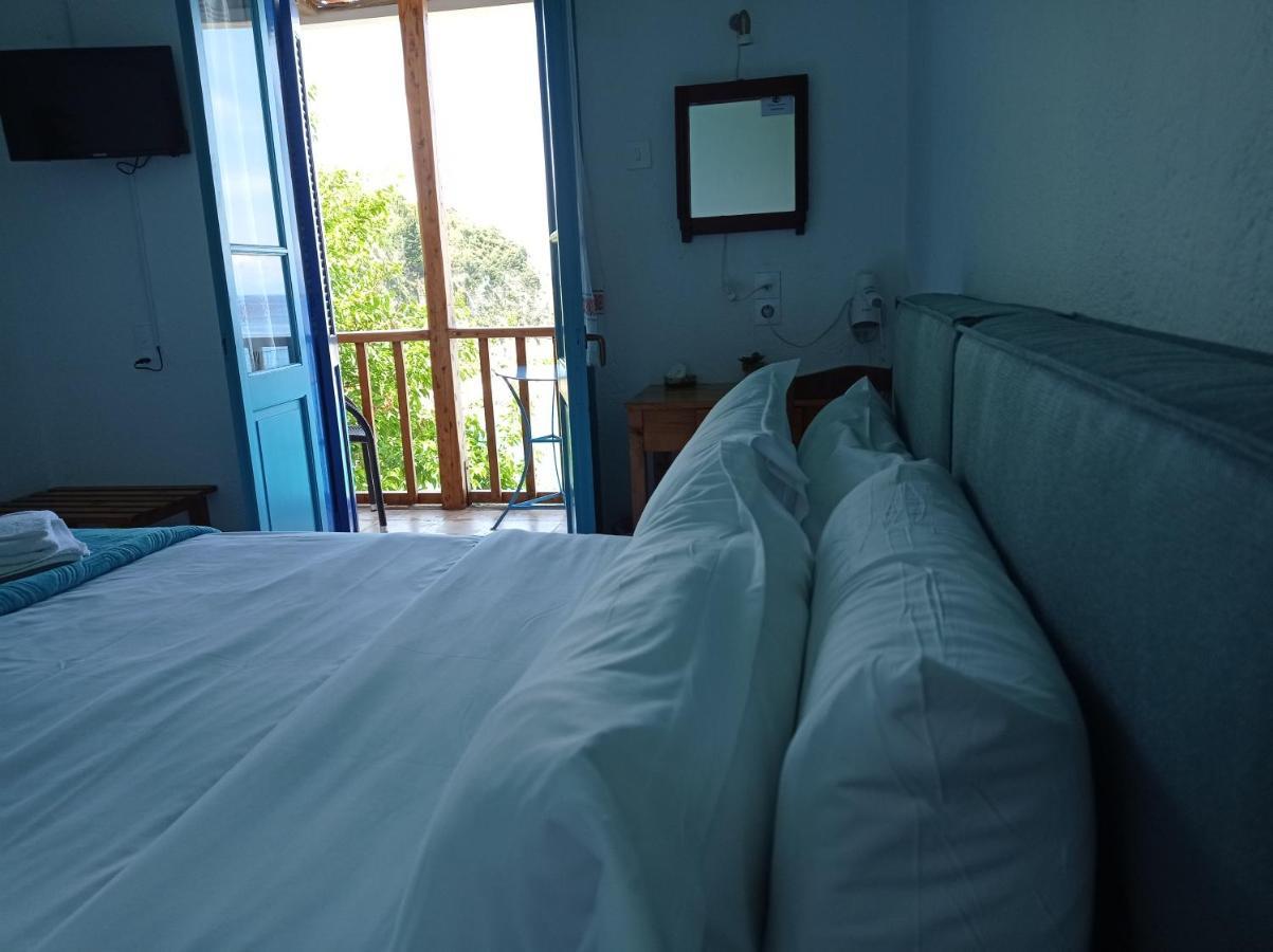 Ostria Hotel Áyios Nikítas Buitenkant foto