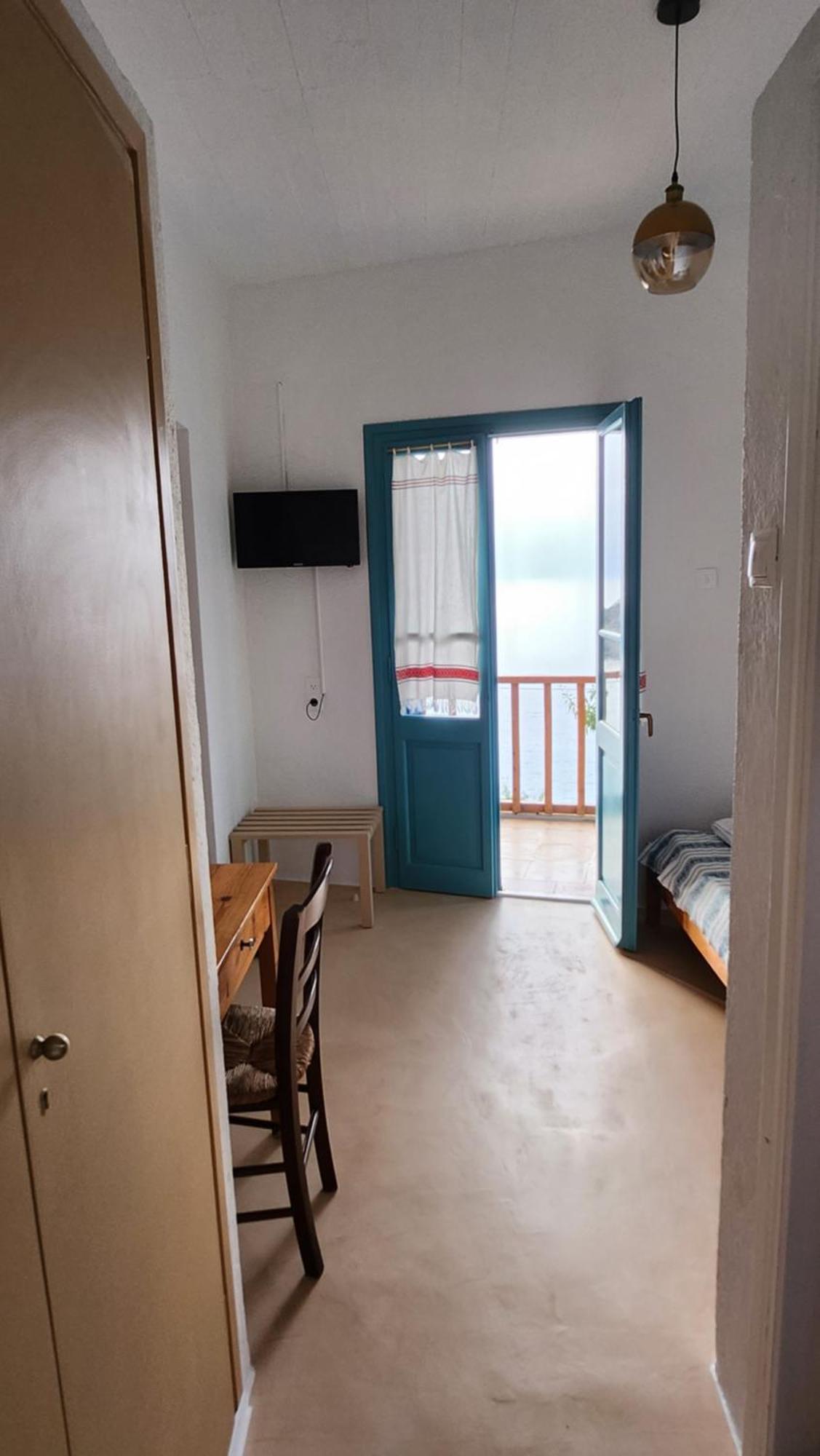 Ostria Hotel Áyios Nikítas Buitenkant foto