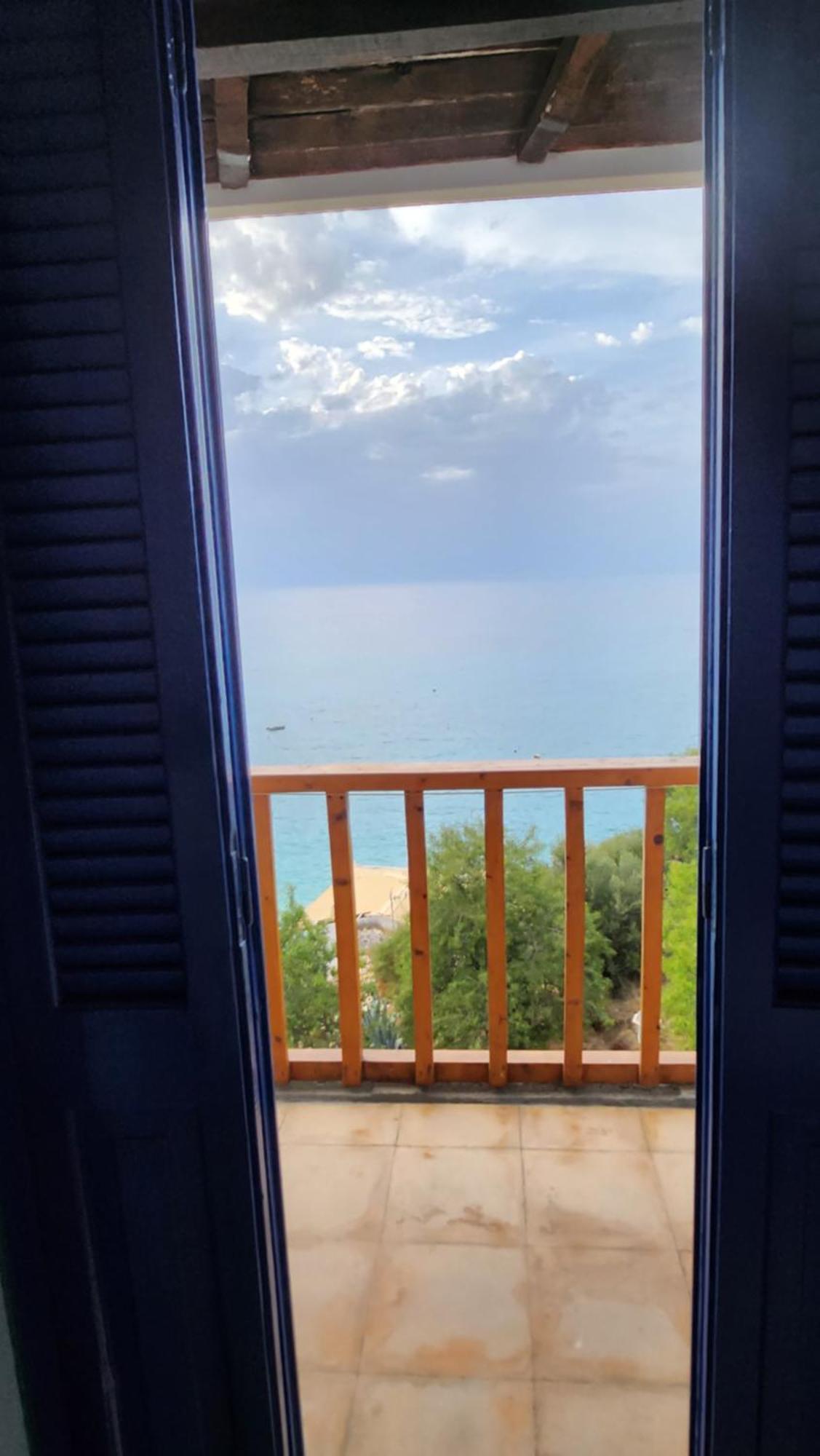 Ostria Hotel Áyios Nikítas Buitenkant foto